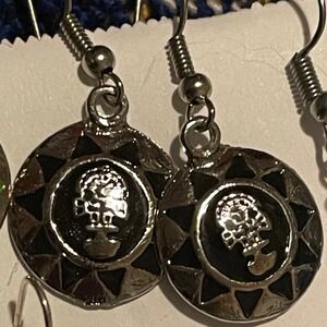 Peru Moche engraved black Enamel Sunburst‎ hook Earrings Dangle Boho indigenous